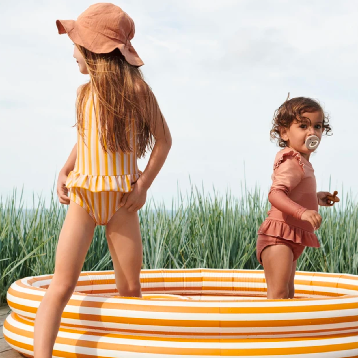 Liewood - Pool, Poncho, Badehosen, Bikini, Strandspielzeug - Summertime