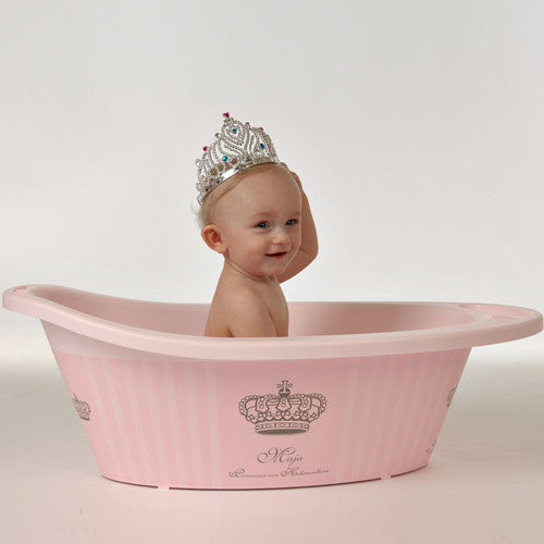 Bathtub Style, Princess Maja von Hohenzollern, rose