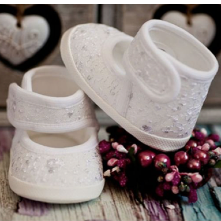 Christening shoes with lace Timea white