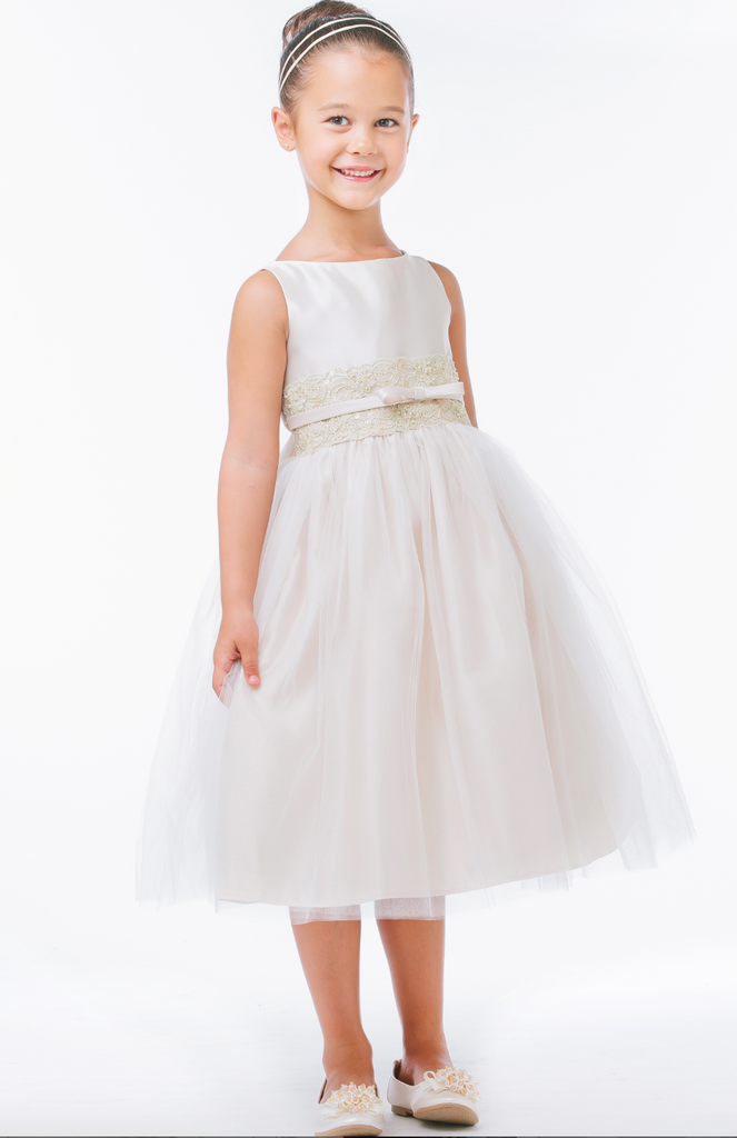 Festkleid Sanaya - nur noch Grösse 116