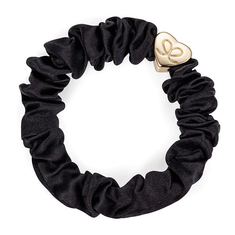 byEloise - Scrunchie in seta con cuore dorato e fascia per braccialetti - Nero