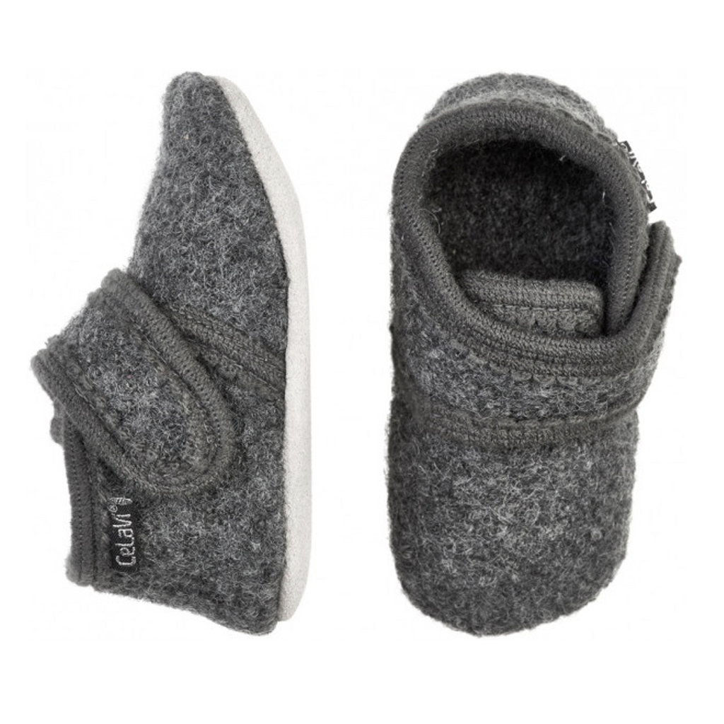 CELAVI - wool slippers / finches 100% wool grey
